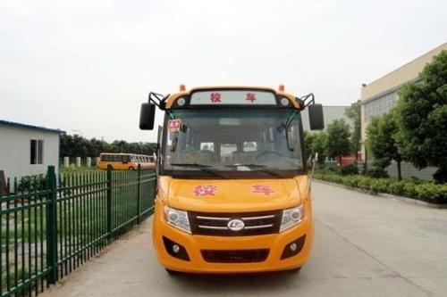 筑牢夏季校車安全防線 云龍交警舉辦夏季校車從業人員安全教育培訓會